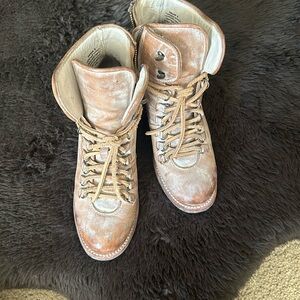 FREEBIRD - Devin lace up boots